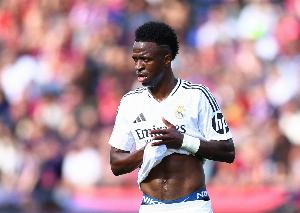 社区互动-西媒谈维尼修斯续约问题：球员财务要求与俱乐部预期相差很大