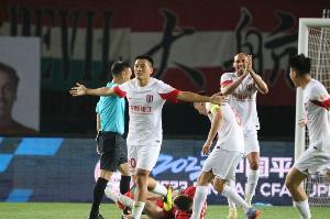 成都蓉城老将唐淼转会云南玉昆