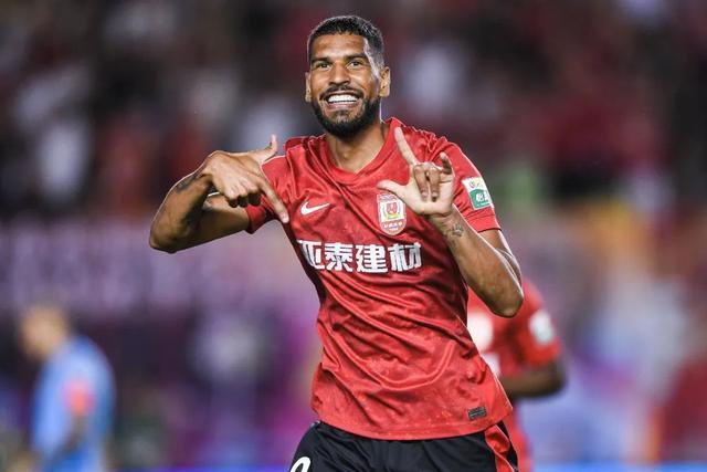 HTH体育-亚泰收获赛季首次连胜，保级悬念再起！