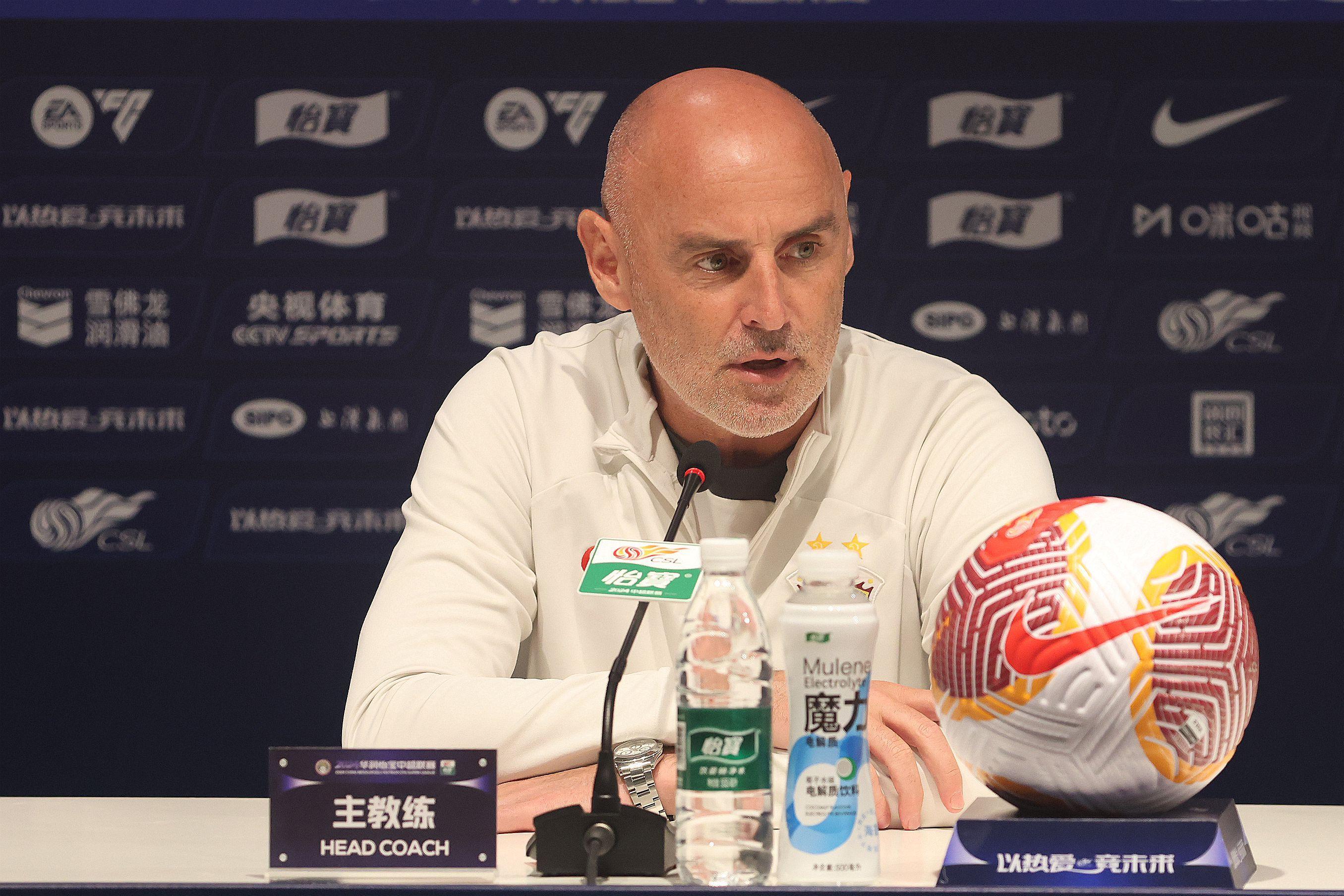 社区互动-记者评海港惨败：30分钟后就已没悬念 球队配置欠合理&amp;amp;实力欠火候