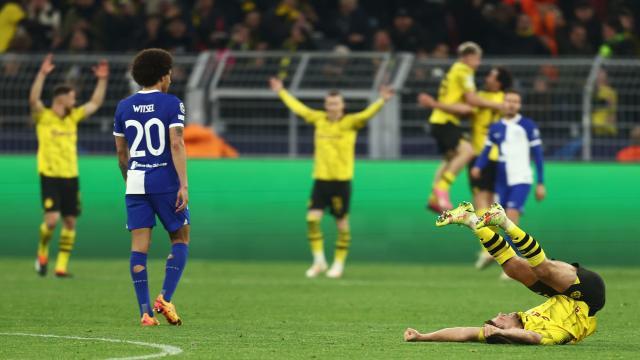 社区互动-把欧冠1/4决赛踢成鲁尔区德比，多特坐过山车翻盘